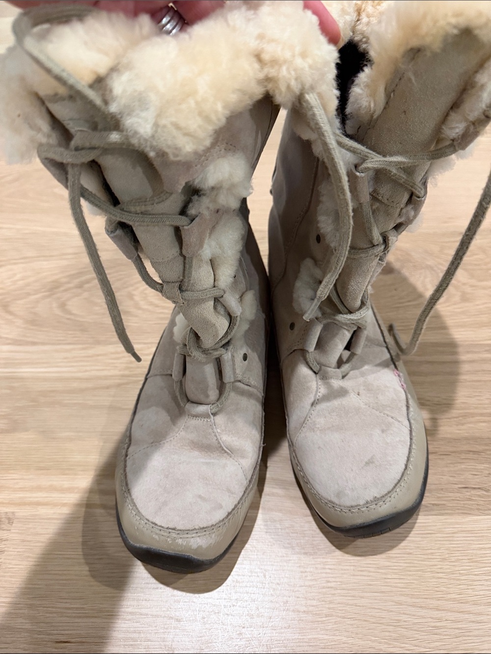 The North Face Women's Cream Suede Shearling Lace-Up Winter Boots